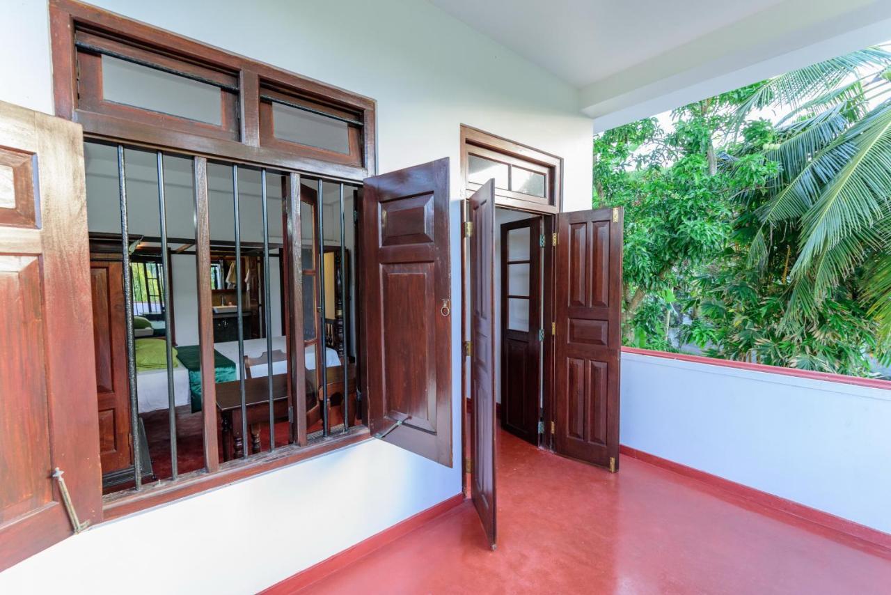 Villa Guru Hikkaduwa Exterior foto